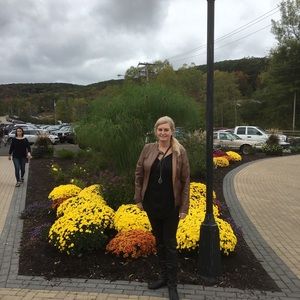 Meet your Posher, Jackie